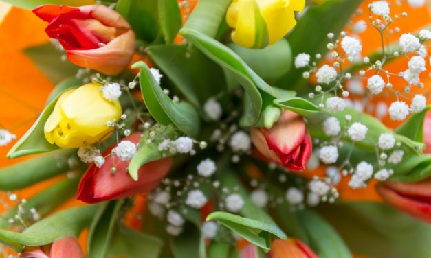 Muttertagsgeschenk für die Partnerin – Was schenkt man Mama zum Ehrentag?