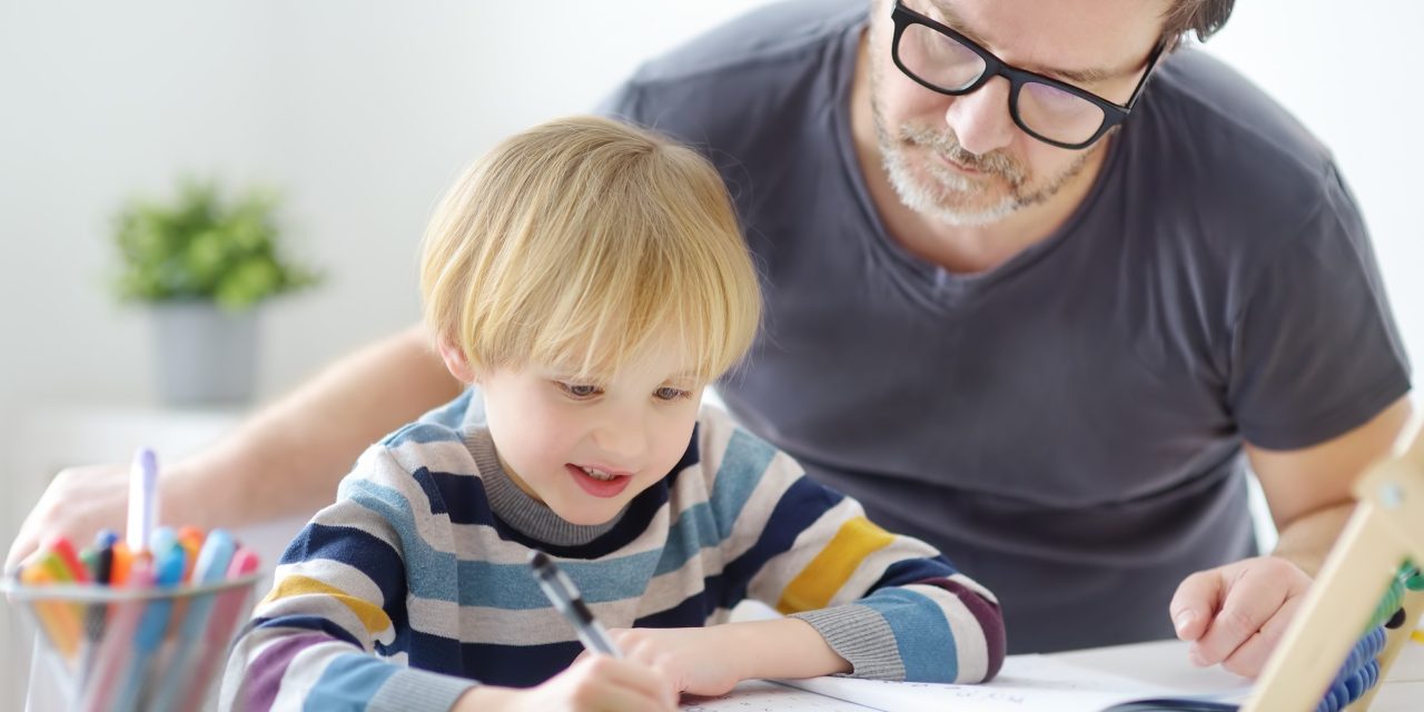 Erziehungsmethoden im Vergleich: Welche ist die beste für Ihr Kind?