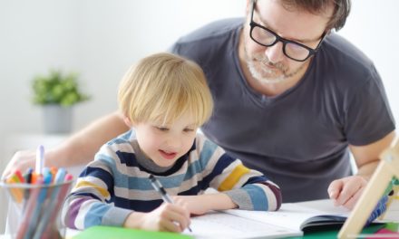 Eltern als Erfolgsfaktor: Wie positive Unterstützung die schulischen Leistungen verbessert