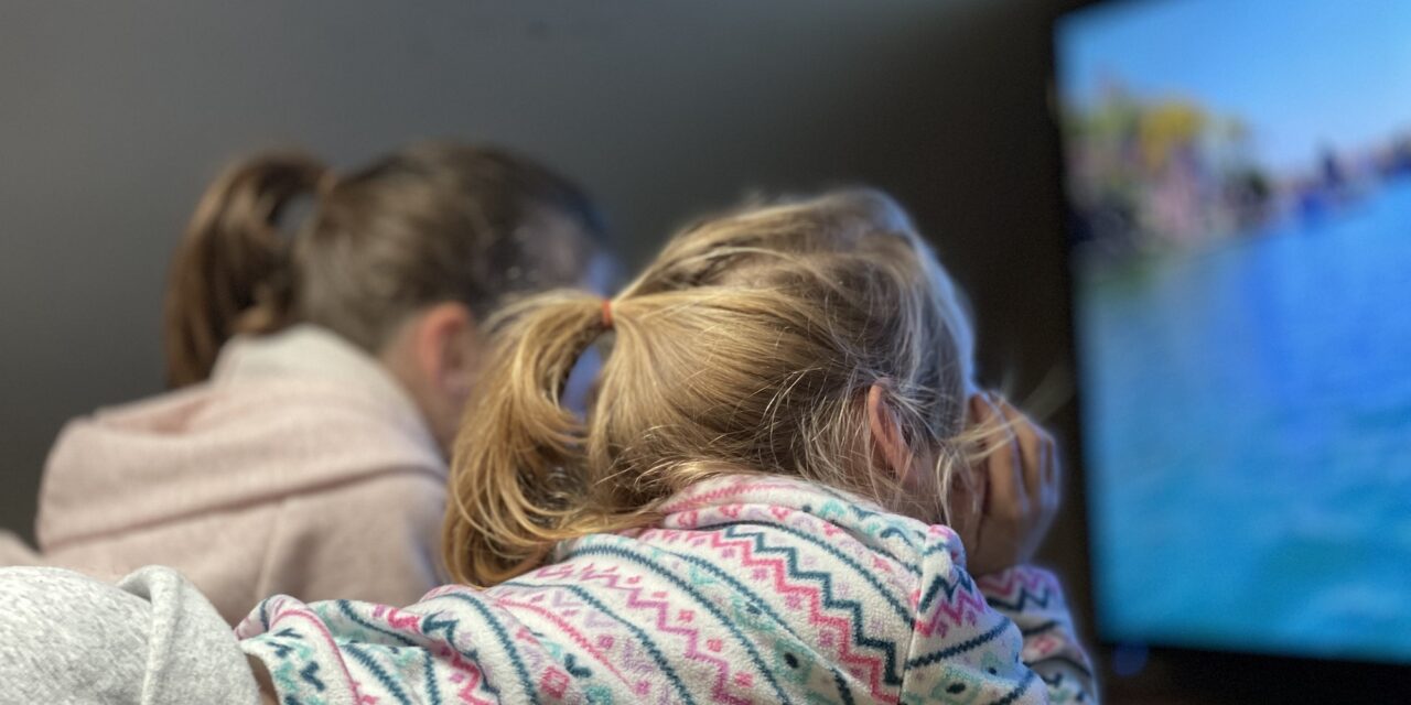 Medienerziehung leicht gemacht: Wie Eltern ihre Kinder vor unangemessenen Inhalten schützen können