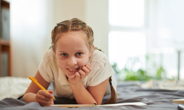 Ausgeglichene Eltern, ausgeglichene Kinder: Warum Selbstfürsorge für das Familienleben unverzichtbar ist