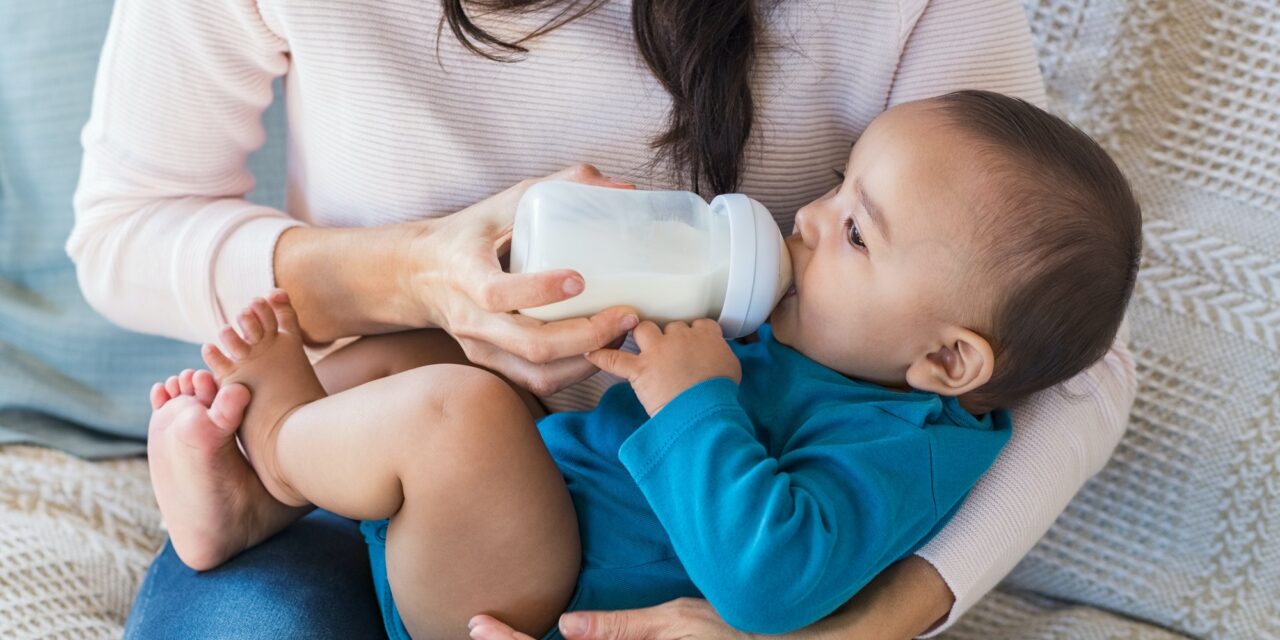 Milch für Babys: Welche Sorte ist die beste Wahl für die Flaschenernährung?