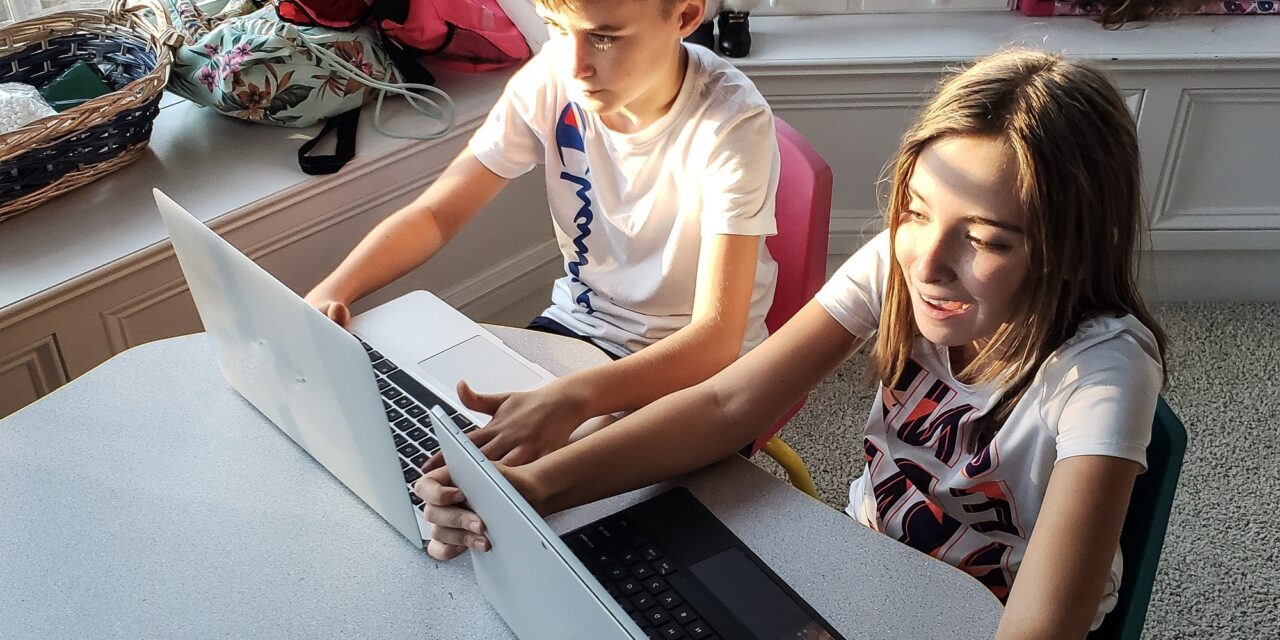 Soziale Medien und Jugendliche: Warum ein offener Dialog zwischen Eltern und Kindern wichtig ist