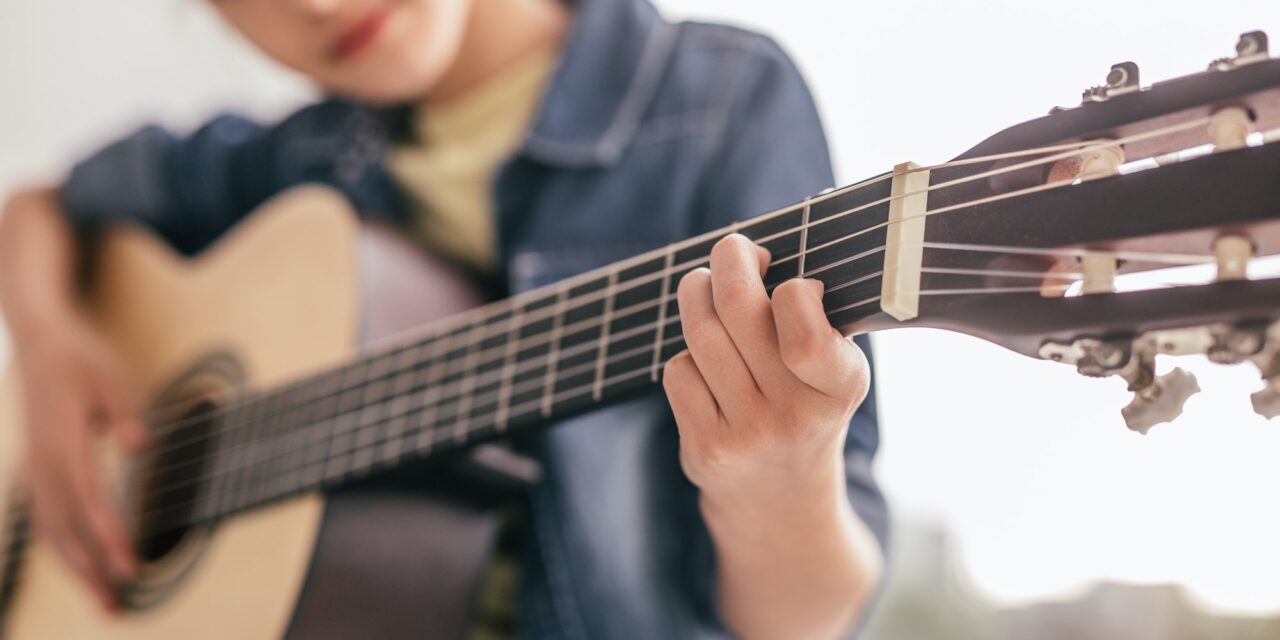 Musik für Kinder: Wie Sie die Kreativität Ihres Kindes durch Klänge fördern können