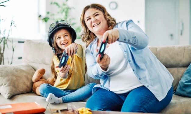 Von Spielkonsolen bis Smartphones: Wie man als Familie eine gesunde Beziehung zur Technologie aufbaut