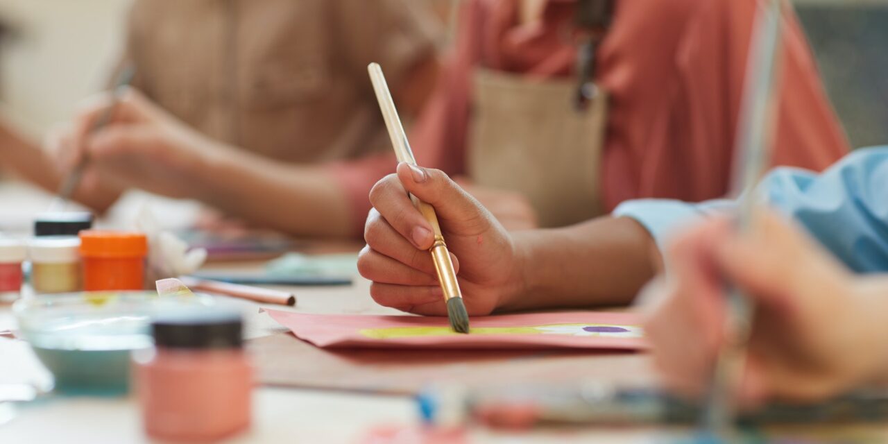 Kunst und Kreativität: Warum sie für die Entwicklung von Kindern wichtig sind