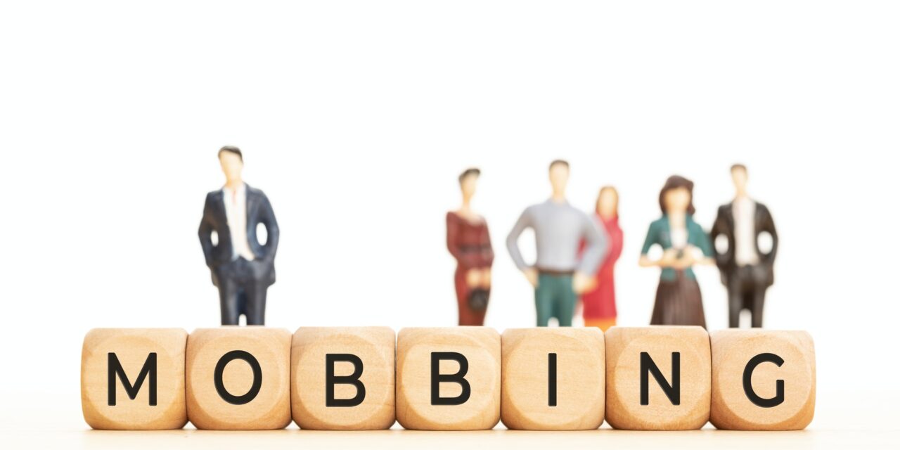 Keine Chance für Mobbing: Wie Eltern und Schulen vorbeugen können