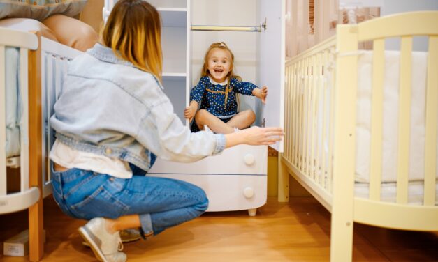 Abenteuer im Garten: 5 Outdoor-Spiele für Familien, die Action lieben