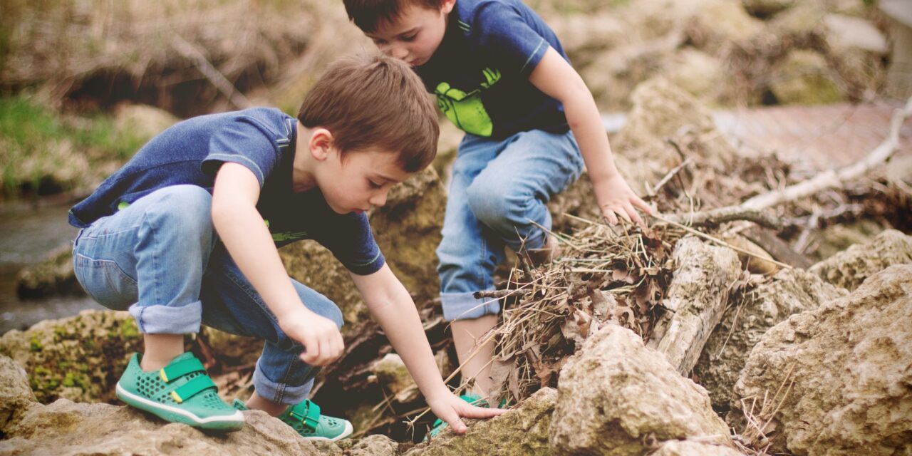 Gesundheit und Glück: Warum Kinder draußen spielen sollten