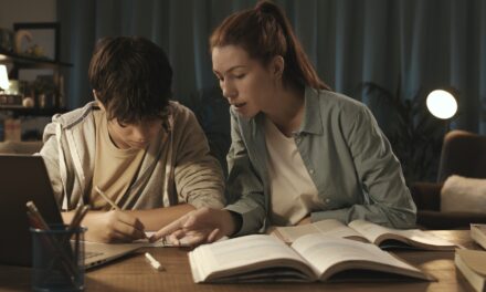Nachhilfe vs. Selbststudium: Welche Methode ist effektiver?