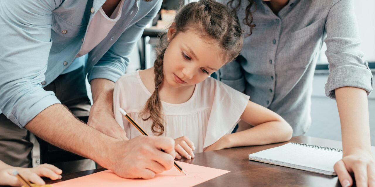 Schulalltag leicht gemacht: Praktische Tipps für Eltern als Lernbegleiter