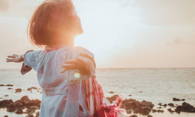 Von der Geburt bis zum Erwachsenwerden: Wie Eltern ihre Kinder in jeder Lebensphase unterstützen können